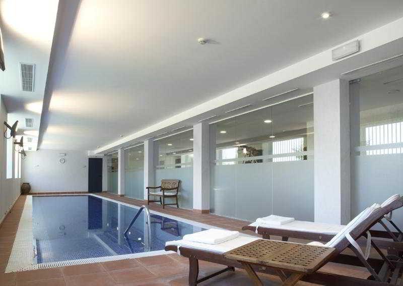 فندق إيه سي بالاسيو دي سانتا آنا باياذوليد المظهر الخارجي الصورة The spa at the Hotel